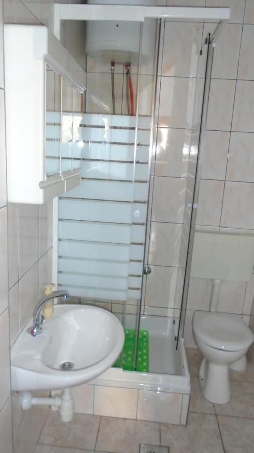 Apartmani A.Teskera トロギール エクステリア 写真